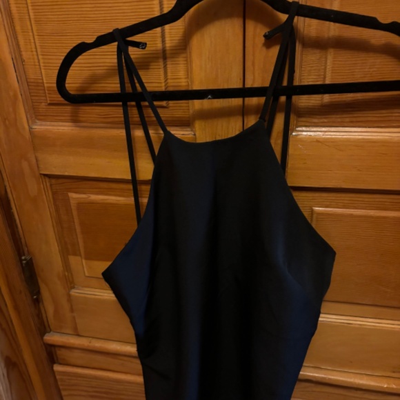 Halter with back straps. - Picture 4 of 4